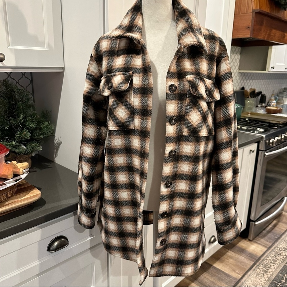 Time & Tru Brown Ivory Plaid Flannel Button Up Shirt Shacket Jacket Size M 8/10